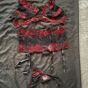 Red & Black Lace Cut Out Garter Set